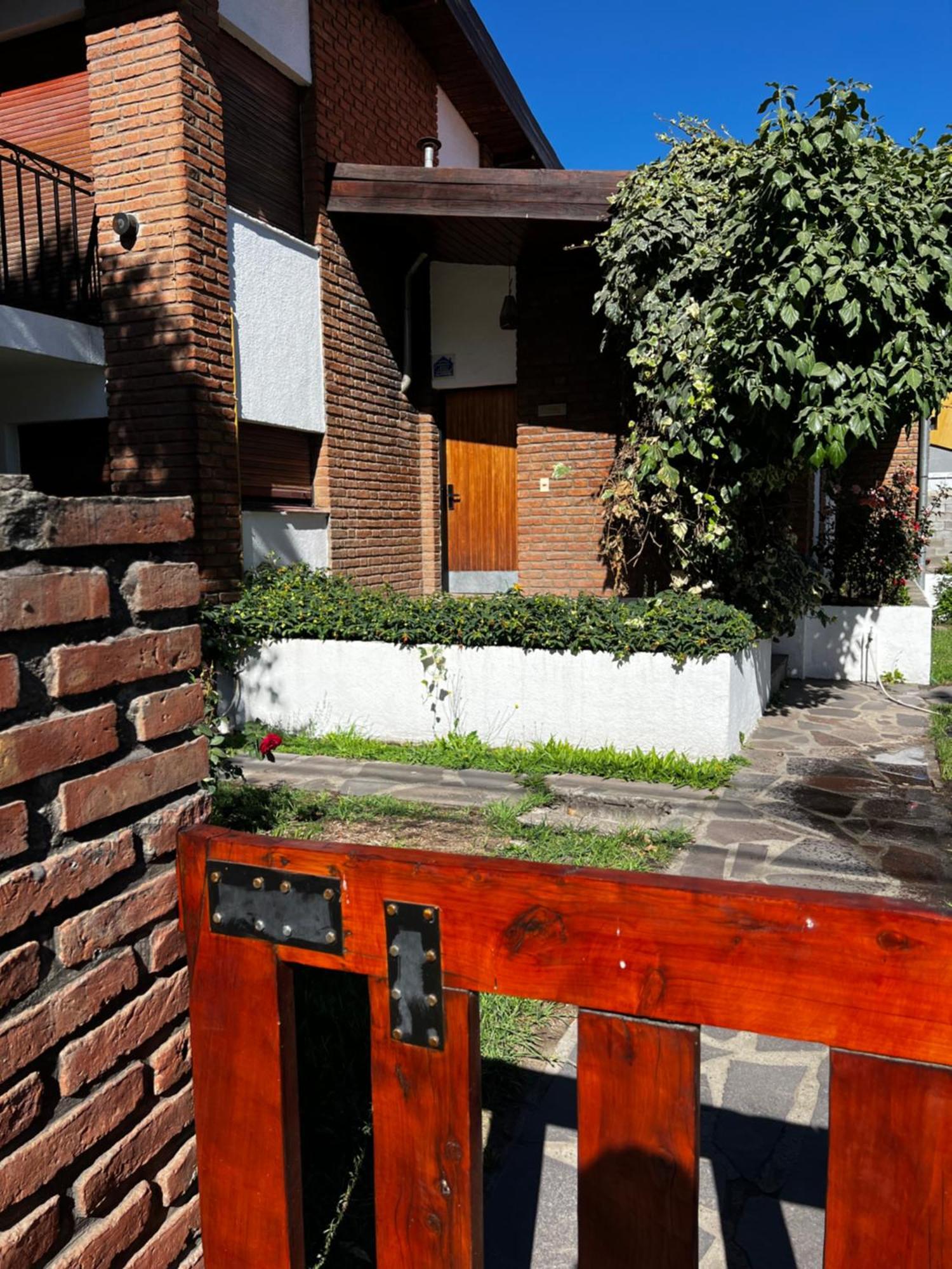 Travesia Sur Hostel El Bolsón Exterior foto